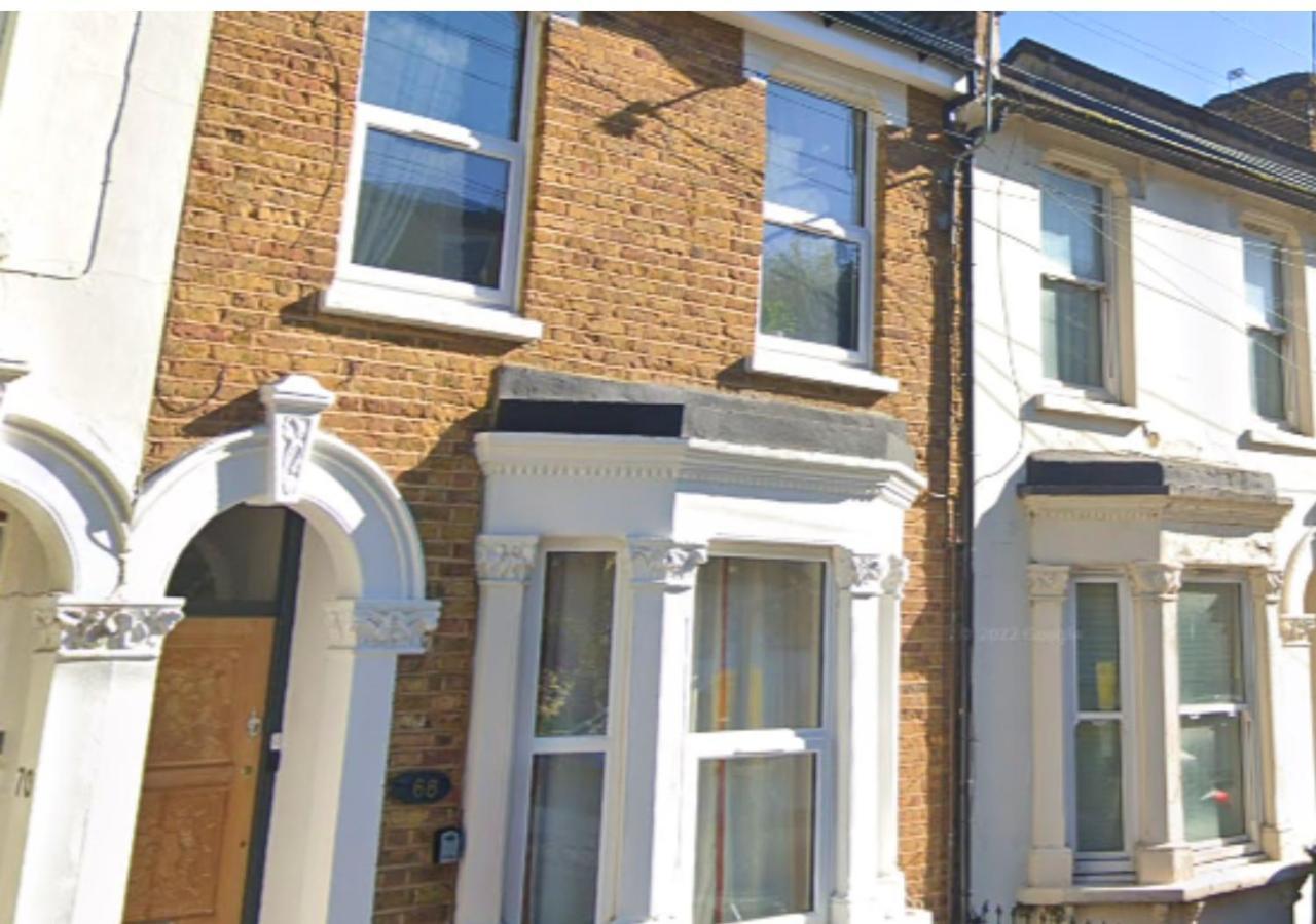 Modern 2 Bedroom Apartment In Peckham 런던 외부 사진